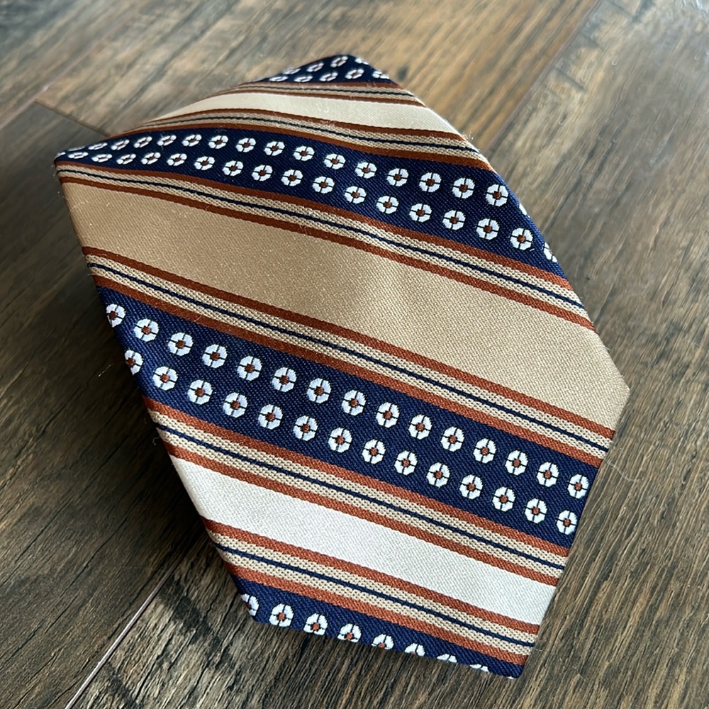 Christian Dior Tie - Picture 2 of 5